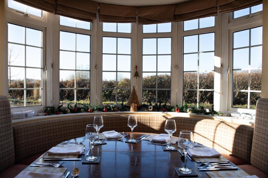 The Pheasant Public House & Hotel Gestingthorpe Екстериор снимка